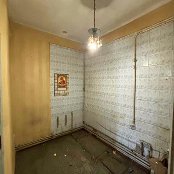 Гвардійців-Залізничників вул., 5