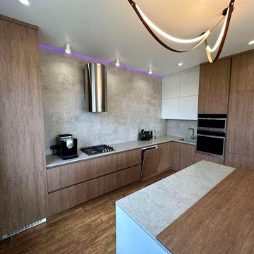 Дом на 5 спален с ремонтом!