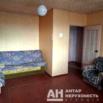 Університетський просп., 25