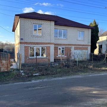 Продам будинок,під чистовий ремонт,