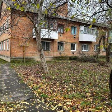 Продаж 3 кім.квартири с.ШКАРІВКА
