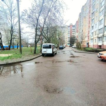 № 13472 - 1 к. квартира, Малікова, Червоний провулок, 5/9 пов., панель