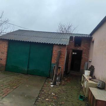 Продам хату з усіма зручностями