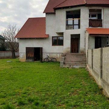 Продаж 5к Дім Набережна вулиця
