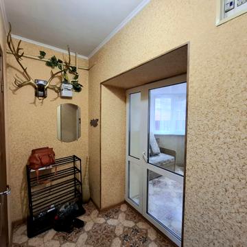 Соборна, 38