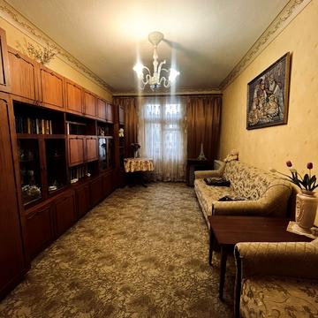 Вацлава Гавела бульв. (Івана Лепсе), 49