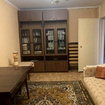 Продам двокімнатну квартиру в селищі Десна Чернігівської області