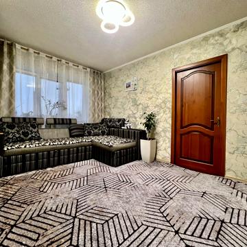 Лисенка вул., 13