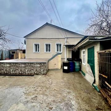 Південна вул., 15