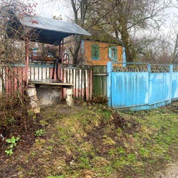 Продам ділянку разом з будинком