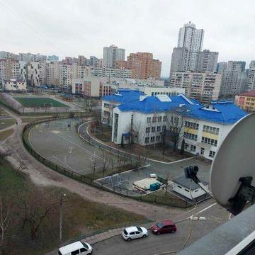 вул. Урлівська 5а, 3 кімнатна вільна, без комісійних