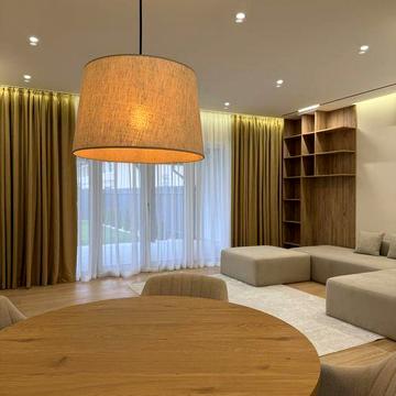 Продаж дизайнерського таунхауса