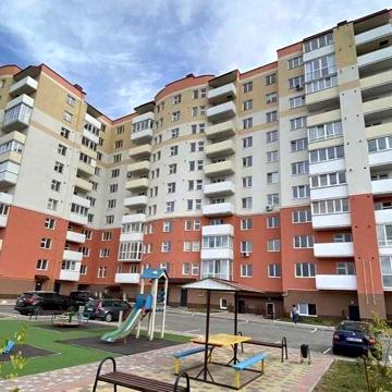 Продаж великої 3-к квартири  вул. В.Великого Аляска