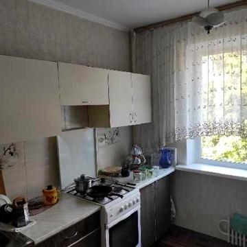 Продаётся 3 ком. Квартира по ул. Ладожская на Бородинском .