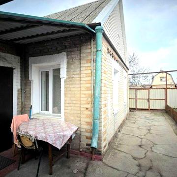 Невеликий будиночок на 3 кімнати. Зручне розташування
