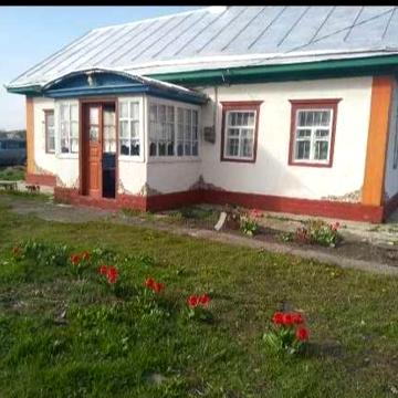 Продам будинок із землею в Чорнобаївському районі, село Веселий Хутір