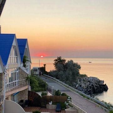 Совиньон лето  коттедж у моря личный пляж