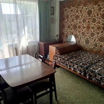 Здається 1 кімнатна квартира вул.Відінська