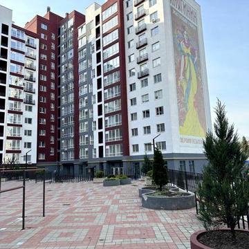 Центр,продам квартиру в ЖР Княгинин,однокімнтна,кухня студія, видова
