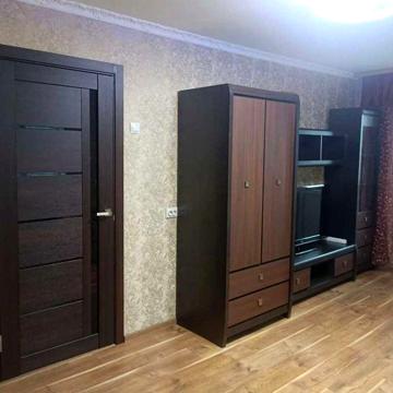 Продаж 1к квартири 22.3 кв. м на вул. Олени Теліги, метро Дорогожичі