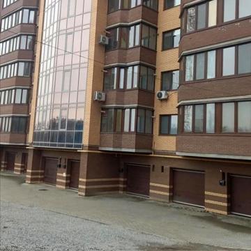 Чуднівська вул. (Черняховського), 1