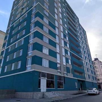 2к.кв у новому сучасному будинку біля Моря