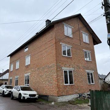 Будинок на Казбеті