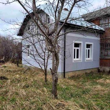 Продаж частини будинку