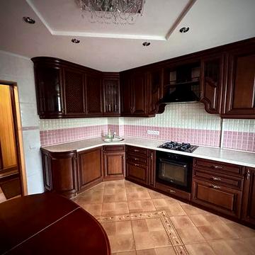 Продам 4-ну квартиру на Мистецьких воротах