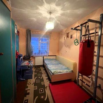 Продам 3х кімнатну квартиру у м. Надвірна
