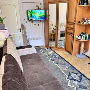 Продам 2- кім. Львівське шосе районна лікарня