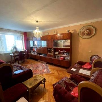 Продаж 3 км кімнатної квартири на Шахті