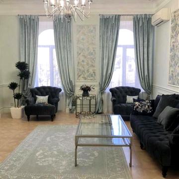 Трикімнатна квартира з ремонтом у центрі міста