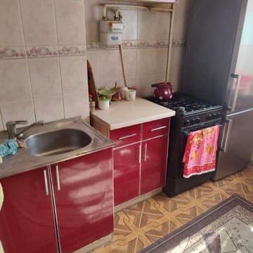 Сдам квартиру по Днепродороге /Высоцкого