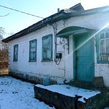Помешкання в передмісті Чернігова біля озера під лісом. Село Деснянка.