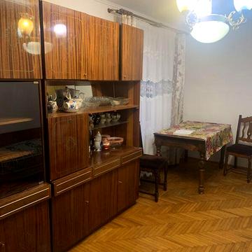 Продаж 3к Квартира Хоткевича Гната вулиця