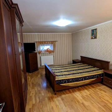 Плугова вул., 8а