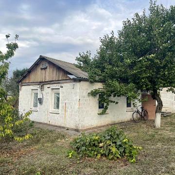 Продам Участок  с.Знаменовка.вода в доме   огород 19 соток