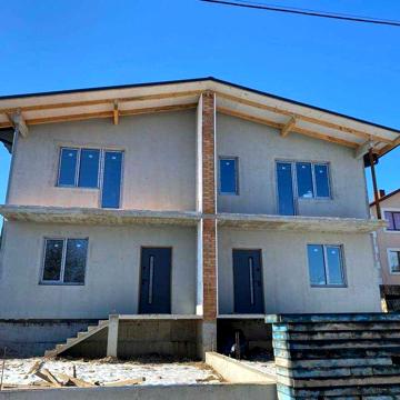 Котедж в районі Зоопарку у топовій локація з великою ділянкою