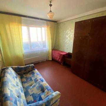 Продаж 2к квартири 55 кв.м. по вул. Симиренка, 13/1