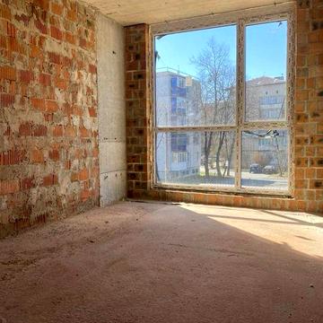 Повноцінна однокімнатна квартира