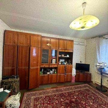 Продам двокімнатну квартиру в 10 хвилинах від центру!!