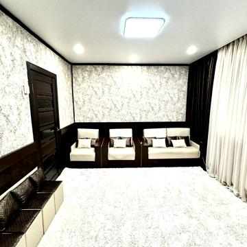 Продаж 2 кімн.квартири з ремонтом по вул Мирослава Скорика