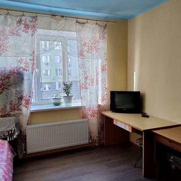 Продам 1кімтатну квартиру в Нових Петрівцях.