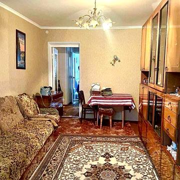Продаж 2х кімн квартири , Красилів, вул.Центральна ,79