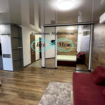 Оренда мідвушки в ЖК Софія Сіті центральна олея Миру 46