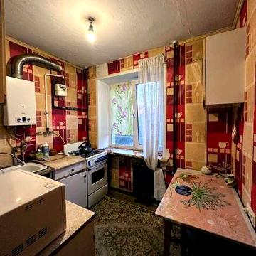 Продам 3-кімнатну квартиру по вул.Москаленка,10