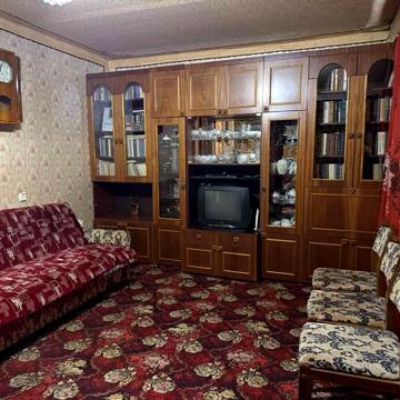 Героїв просп., 48