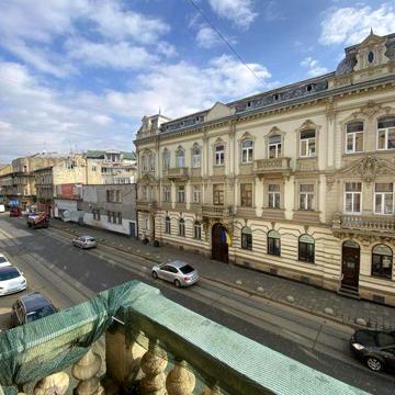 Продаж 2 кім.квартири  у австрійському люксі вул. Івана Франка