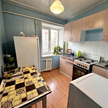 Брацлавська вул. (Островського), 27